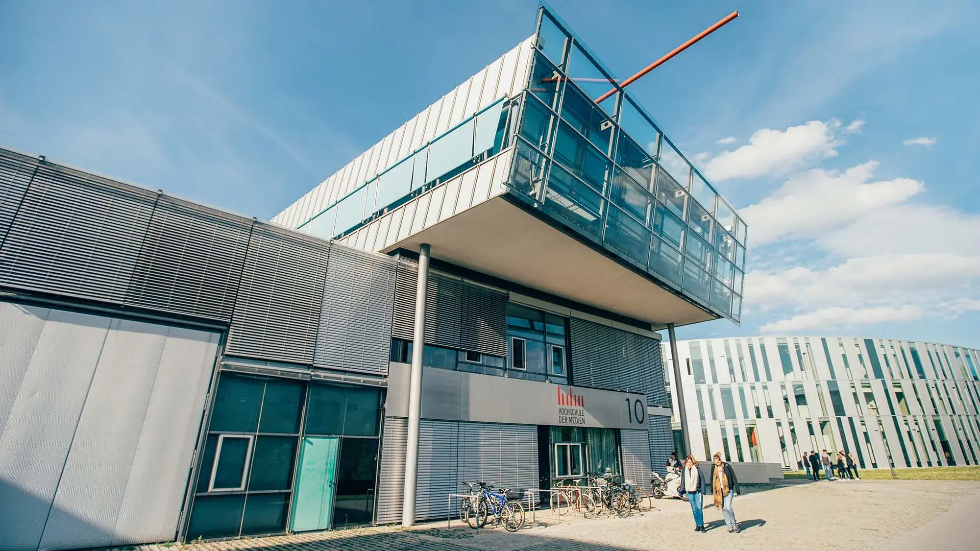 Das Hauptgebäude der Hochschule der Medien.
